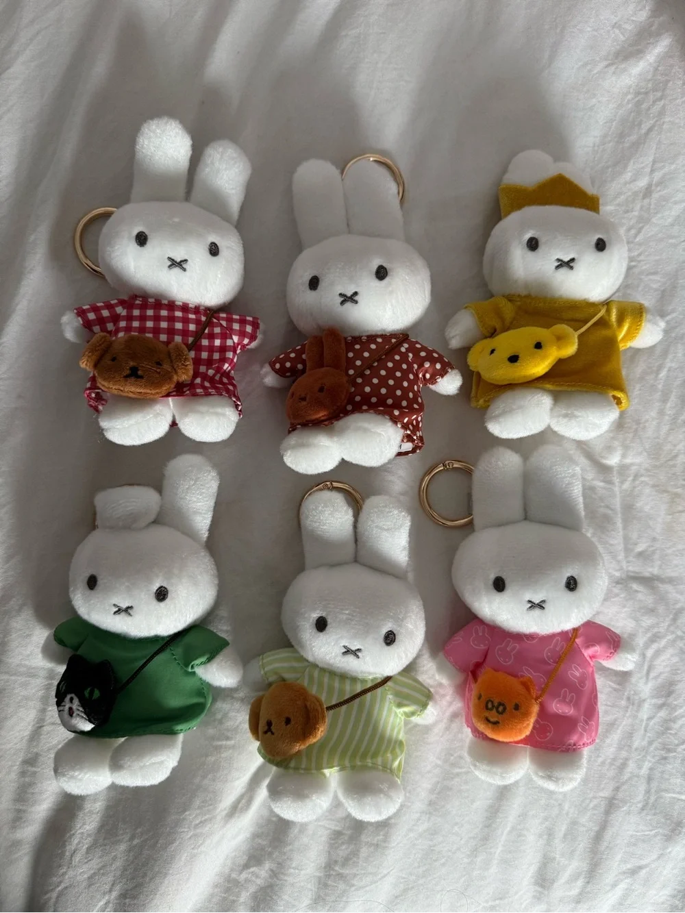Miffy Travel Series - Dan w Cat Bag Bag Charm - Picture 7 of 9
